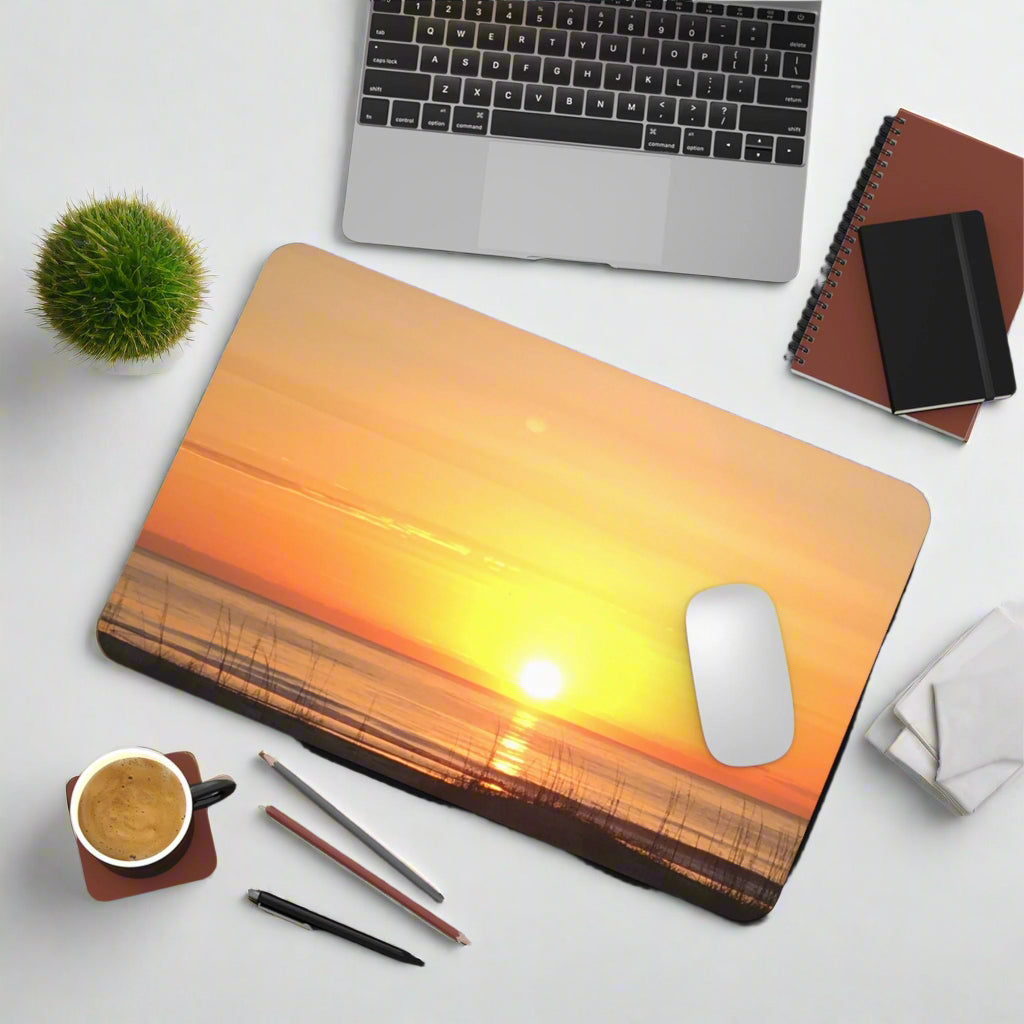 Mousepad with orange sunrise on HHI